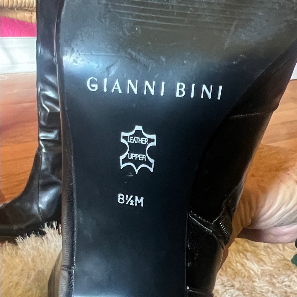 Gianni Bini Sleek Black leather heeled dress to the Knee Boots - Picture 2 of 7
